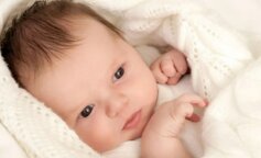 Chłopiec znalazł dziecko porzucone przez rodziców na placu zabaw. A 18 lat później zdarzył się cud