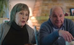 "Matka nieustannie karciła córkę, ale pewnego dnia zauważyła jej siwe włosy i przypomniała sobie, ile czasu minęło od jej dzieciństwa"