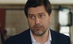 „Zauważyłem faceta biegnącego za autobusem z ogromnym bukietem róż, był zdesperowany, więc postanowiłem mu pomóc”