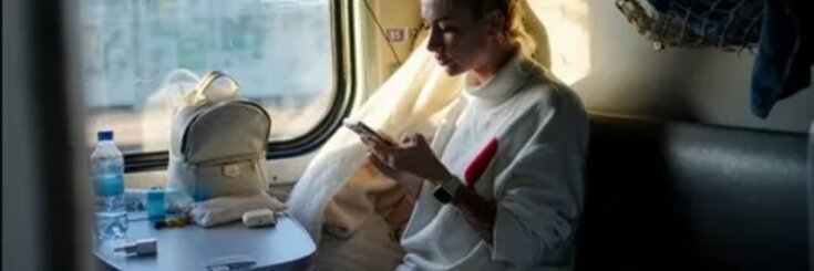 Gdy tylko pociąg ruszył, zaczęły się skargi, a Marta postanowiła dać nauczkę winnym: "Wiek nie zawsze jest oznaką dobrych manier"