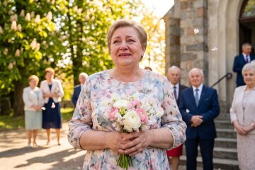 Krysia wychodzi pana