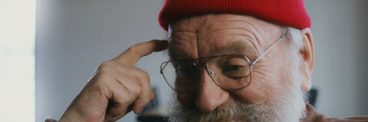„Kupili dom we wsi, zostali najlepszymi przyjaciółmi z dziadkiem Piotrem. Nie powiedział nam o bogactwie, a jego dzieci go nie potrzebowały.” Z życia