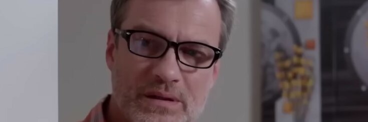 "Nie mam rodziny ani dzieci w wieku pięćdziesięciu lat, myślę, że to wszystko z powodu troski mojej matki: teraz żałuję, że jej posłuchałem"