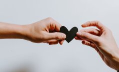 24 letni mężczyzna poślubił 81 letnią kuzynkę