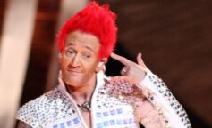Michał Wiśniewski zrobił show przed szpitalem. Tylko on mógł odważyć się na takie coś