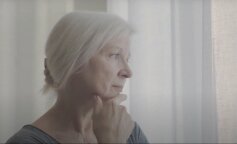 „Marek nie jest moim wnukiem, ale dałem mu całą miłość, jaką miałem. Dałem mu mieszkanie, ale nie zaprosił mnie na wesele, chyba się wstydzi”: z życia