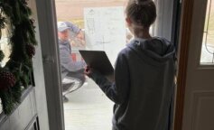 Niewiarygodna postawa nauczyciela, który przyszedł pod dom uczennicy, by wytłumaczyć jej zadanie