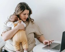 "Zadzwoniłam do mamy i powiedziałam, żeby dała mi pieniądze. Odmówiła, bo wydała na badania i leki. Nie wierzę. Chyba nie chciała mi pomóc." Z życia