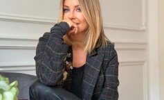 Naturalna Małgorzata Rozenek-Majdan. Zamieszczone zdjęcie pokazuje fałdki na jej brzuchu