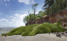 Fantastycznie surrealistyczne koty-krzaki Richarda Saundersa