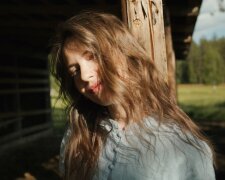 "Mamo, przepraszam, ale nie będę kłamać, zakochałam się w twoim adoratorze. I wydaje się, że to jest odwzajemnione": historia miłości szczerej córki