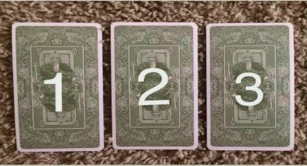 Wybierz kartę i dowiedz się, co przygotował dla Ciebie los