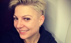 Magda Narożna pozuje topless. Wokalistka coraz częściej odsłania swoje ciało