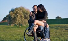 Musisz zrozumieć, że zakochałem się w tej pielęgniarce całym sercem. Nie mogę inaczej