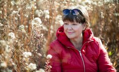 "Nie planowałam małżeństwa mojej matki w wieku 63 lat, ale życie dyktuje własne zasady. Może będzie szczęśliwa"