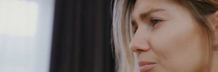 "Chciałam pomóc biednej znajomej i zaprosiłam ją do pracy u nas. A ona była tak ubrana, jakby szła na randkę z moim mężem. Nie ma wstydu": z życia.