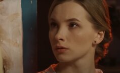 "Moja mama zmusiła mnie do pójścia do szkoły medycznej, żebym nie wstydziłam ją. Studiowałam przez pierwszy rok, aż zdałam przesłuchanie do reklamy"