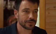 „Kobieta, która była bardzo zmęczona życiem, otrzymała zaproszenie na wakacje i skorzystała z okazji: dlaczego nie, życie toczy się dalej”