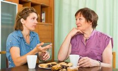 "Ciężko pracowałam przez całe życie, aby zbudować swój biznes, a potem moja matka zaskoczyła mnie w pełni, zachowując się jak prawdziwa złodziejka"