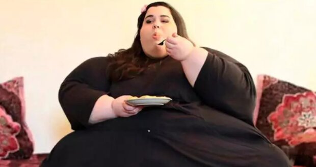 Historia 24-letniej dziewczyny, która ważyła 300 kg i była często przez to krytykowana