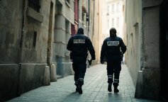 ciało 20-latki na balkonie