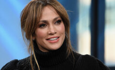 Jennifer Lopez na okładce gazety. Gwiazda odsłoniła dużo ciała