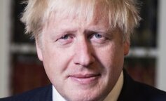 Boris Johnson znajduje się w szpitalu. Gorączka spowodowana koronawirusem nie ustępuje
