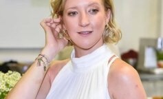 Lara Gessler pochwaliła się wózkiem dla dziecka. Wolała dla niego klasyczny kolor