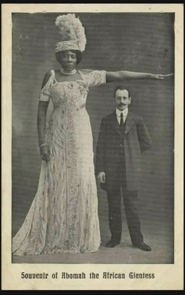 Madame Aboma to gigantyczna kobieta