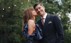 Anna Lewandowska w kusej sukience z przeceny. Odważna stylizacja jak na uroczystość weselną