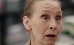 "Na urodziny mojego męża zaprosiliśmy moją teściową, a ona powiedziała, że byłam okropną gospodynią: mogłam gotować lepiej"