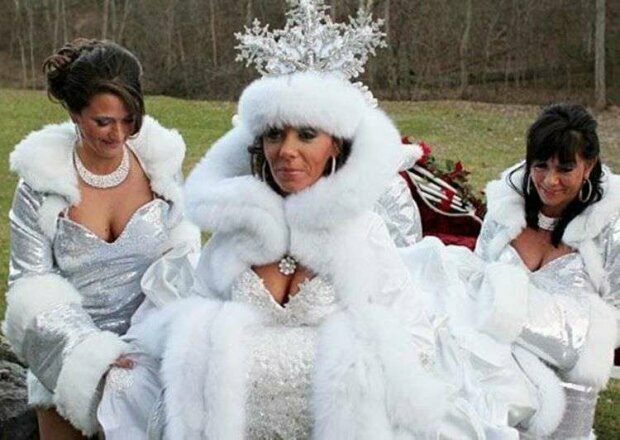 dziwaczne suknie ślubne