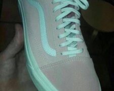 Jaki kolor ma ten but? Internauci są podzieleni. Mało kto wiedział, że coś takiego jest możliwe