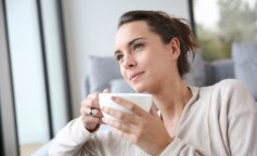 "Kiedy mój mąż wyjął filiżanki z drogiego zestawu, aby napić się herbaty, byłam na niego zła. Kto tak robi"