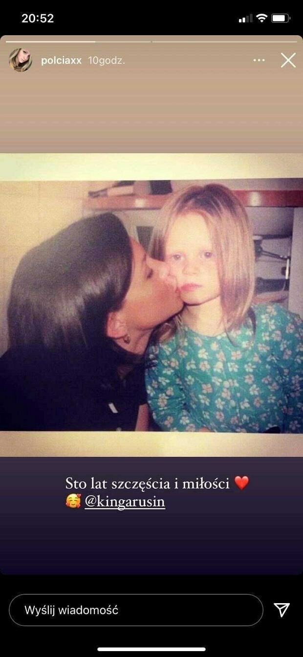 pola lis pochwaliła się archiwalnym zdjęciem z mamą