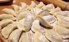 Przepis na ciasto do pierogów od Magdy Gessler. Będzie ono elastyczne, miękkie i pyszne