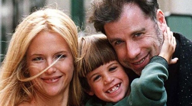 John Travolta ze łzami w oczach przytulił zmarłego syna i powiedział: „Wybacz mi, Jett”