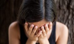 Dziadek codziennie doprowadza wnuczkę do łez: "Najpierw dał mi mieszkanie, a rok później poprosił o jego zwrot"