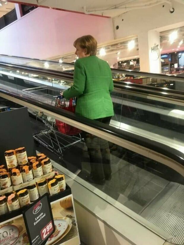 Angela Merkel na zakupach