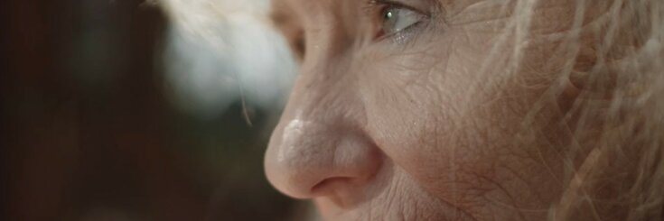 Spowiedź starszej mamy, która została sama: „Syn pojawił się dopiero, gdy usłyszał, że moje mieszkanie nie przypadnie jemu. Niech Bóg rozstrzygnie”