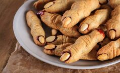 Co można ugotować z dziećmi na Halloween? Ciasteczka "Palce czarownicy" smakołyk, który spodoba się każdemu dziecku
