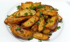 Prawdziwy smakołyk z ziemniaków. Za to danie w restauracjach zabierają dużo pieniędzy, ale kosztuje ani grosza