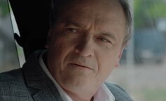 "Minęła godzina, a mamy chłopca nadal nie było. Obudził się i patrzył na mnie. Pytałem się o jego mamę, a potem zadzwoniłem na policję"