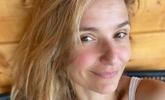 Joanna Koroniewska pozuje z niezwykłą fryzurą. Aktorka zaskoczyła swoim zdjęciem