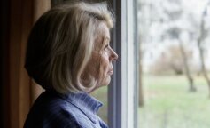 "Myślałam, że bycie młodą babcią to wielkie szczęście, ale nie ma dnia, kiedy moja córka i ja nie płaczemy"