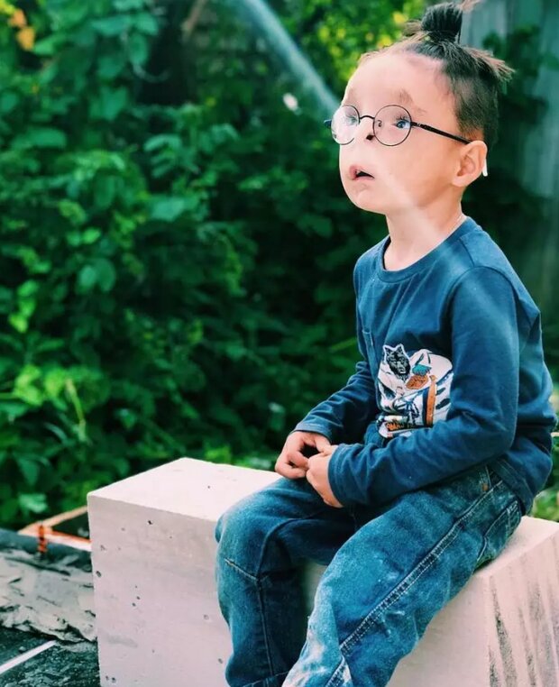 niesamowita historia