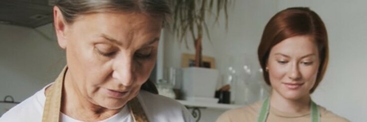"Pozwoliłam synowi z żoną pomieszkać u mnie. Minął miesiąc. Kłócimy się, ale nie mogę ich wyrzucić, bo to moje dzieci": historia kochającej matki