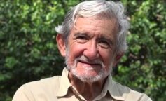 „Dziadku, jesteś biednym człowiekiem, ale dajesz jedzenie psom: jestem bezdomny, ale mam jeden skarb, którego nie mają wszyscy”