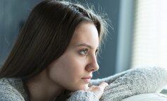 Anna miała kupić sukienkę na pokaz przedmałżeński córki. Ale po drodze otrzymała telefon od siostry, która pilnie potrzebowała pieniędzy