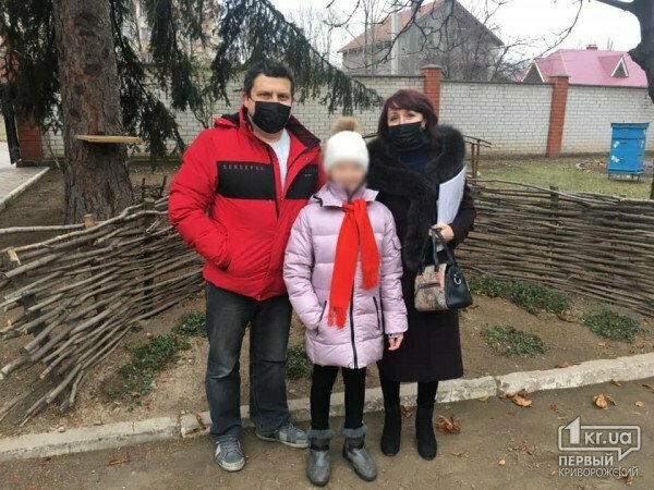 Para adoptowała od razu dwóch dziewczynek